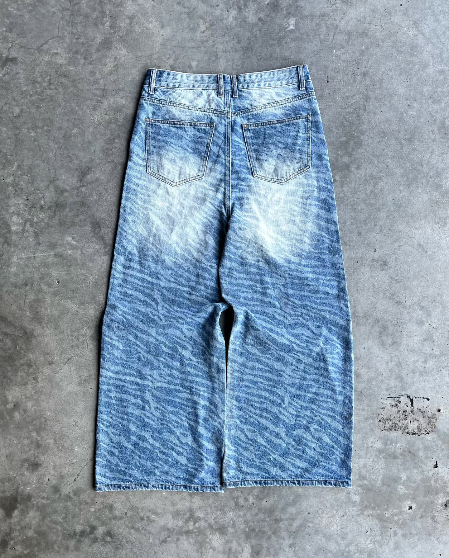 Siberian Jeans in Blue