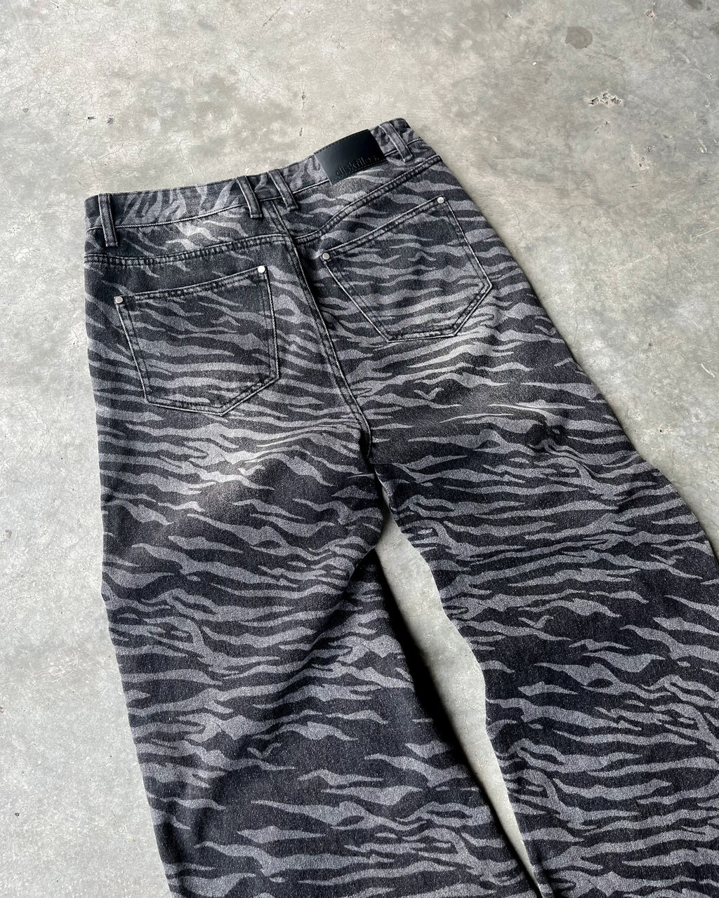 Siberian Denim in Black