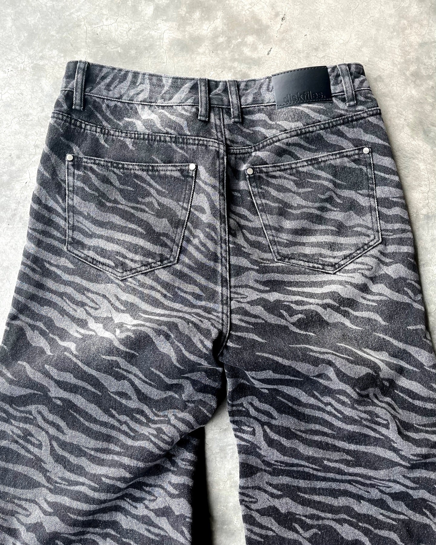 Siberian Denim in Black